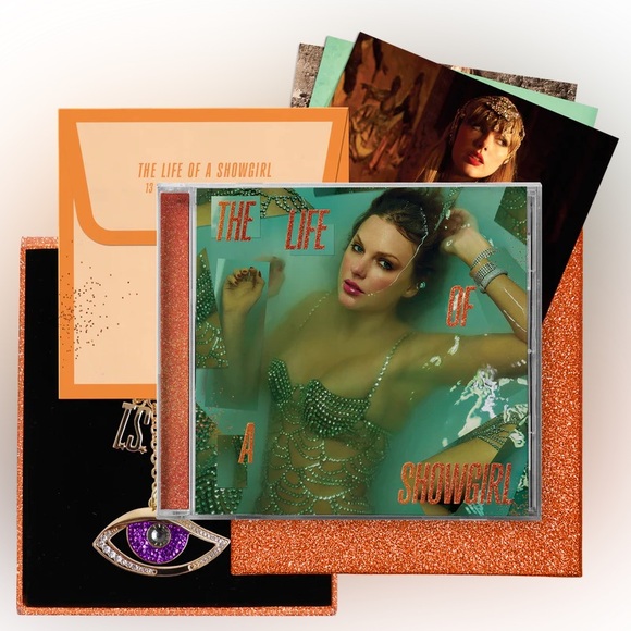 The life of a showgirl limited release deluxe cd set. - Picture 2 of 7